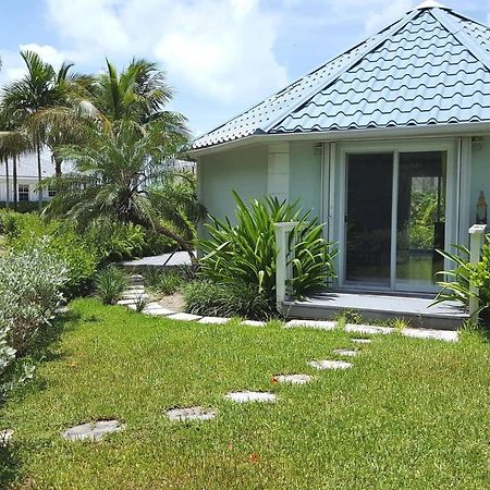 Private And Peaceful Cottage At The Beach Nassau Exterior photo